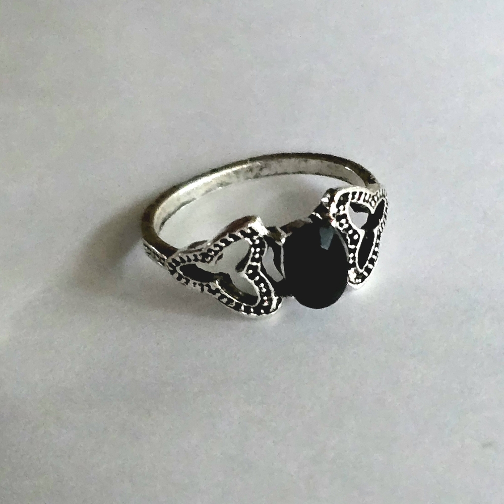 BLACK ONYX SILVER ROMANTIC LADIES NEW SILVER HEART RING